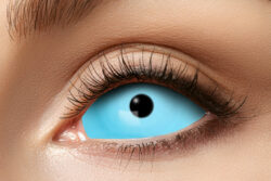 Sclera Kontaktlinsen, Full Eye hellblau (1 Paar)