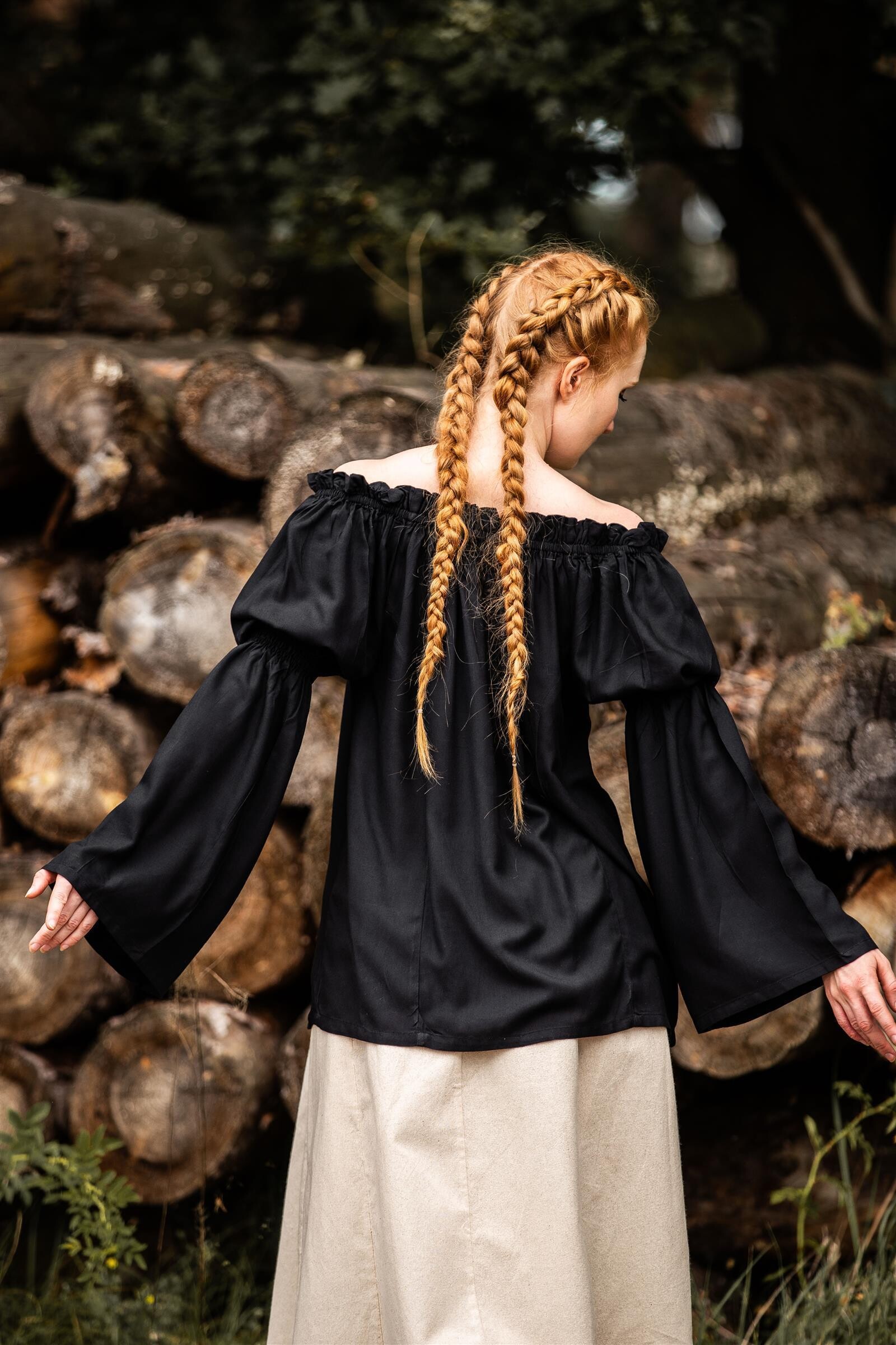 klassische-mittelalterbluse-emma-schwarz~9