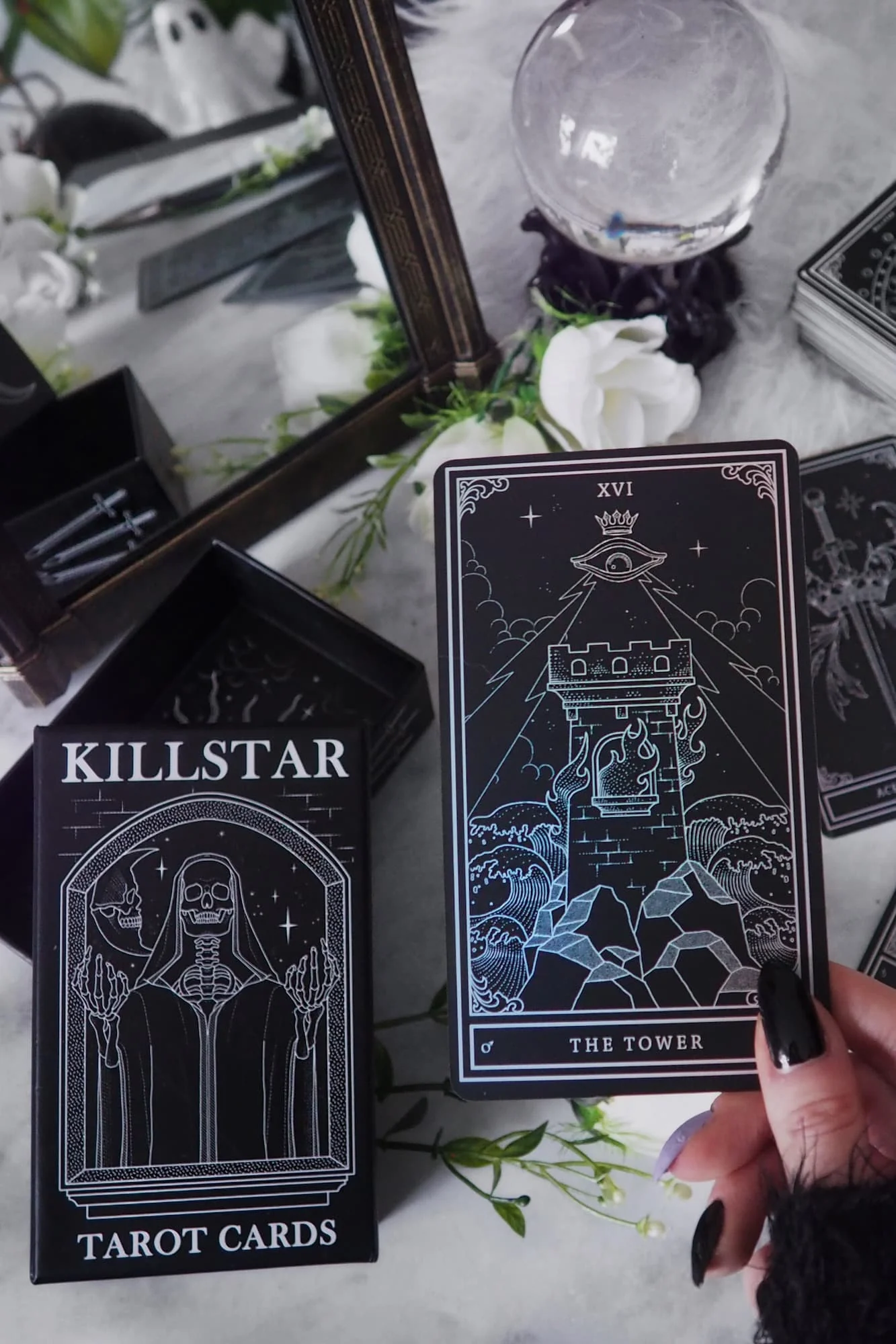 tarot-cards-1_ebbdc9f1-17e6-4fa0-8d4c-b02729c127f0