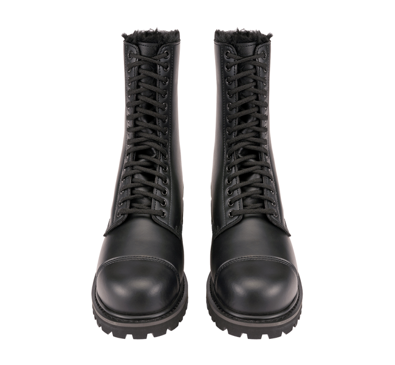 10_lochBoot_Gefüttert1