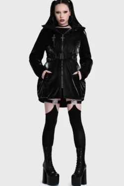 Winter's Vale Coat von Killstar