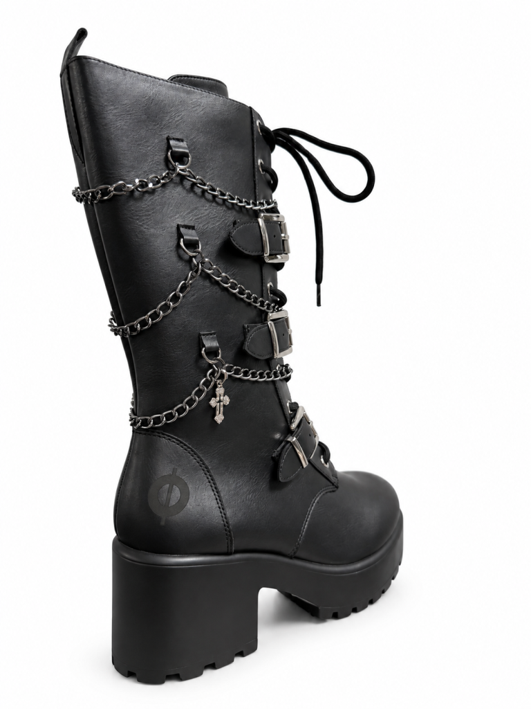 Elina Schnürboots – Bild 2